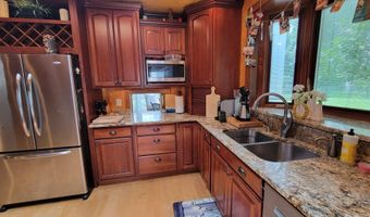 1230 SUPERIOR St N, Antigo, WI 54409