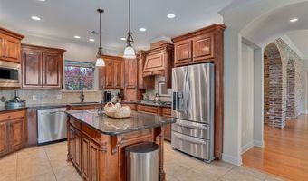 240 Cattail Trl, Benton, LA 71006
