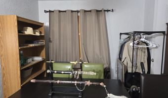 908 W CHAVEZ Ave, Belen, NM 87002