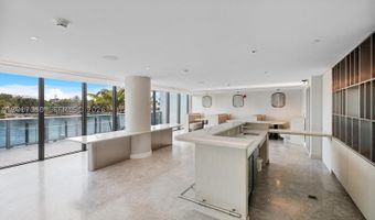 9221 E Bay Harbor Dr 309, Bay Harbor Islands, FL 33154