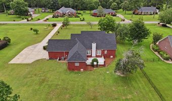 171 Larkspur Dr, Albany, GA 31721