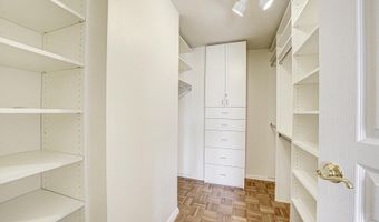 7111 WOODMONT Ave 209, Bethesda, MD 20815