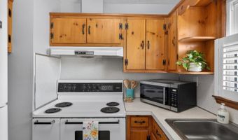 2412 Lynch Mill Rd, Altavista, VA 24517