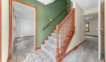 12935 Robinwood St NE, Alliance, OH 44601