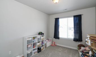 957 W MCKENNA, Bluffdale, UT 84065