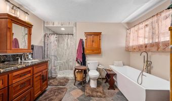 120 Woa Rd, Hilo, HI 96720