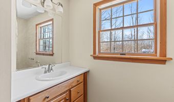20 Brandywine Cir, Auburn, ME 04210