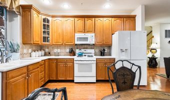43262 BALTUSROL Ter, Ashburn, VA 20147