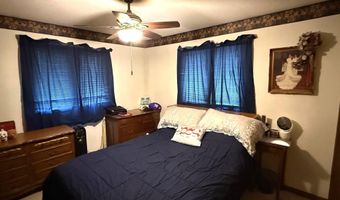 419 W Overmeyer Dr, Algona, IA 50511
