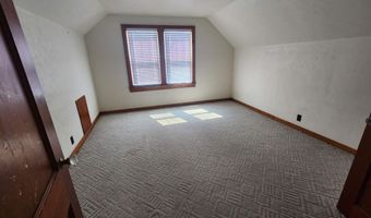 706 High St, Berne, IN 46711