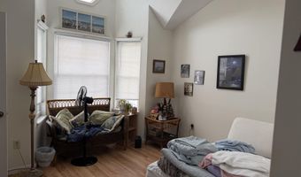 658 E Lakefront Cir 658, Absecon, NJ 08205