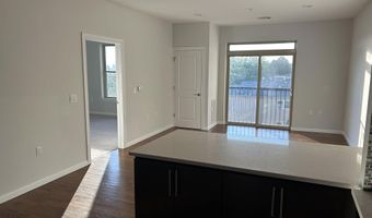 186-194 BROADWAY 303, Bayonne, NJ 07002