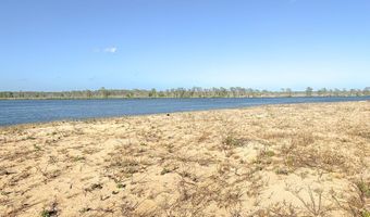 208 Sand Bar Rd, Apalachicola, FL 32320