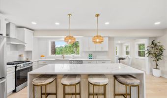 2408 WILLIAM AND MARY Dr, Alexandria, VA 22308