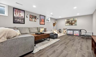 1148 W WILLIS Way, Appleton, WI 54913