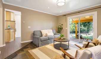 6104 Eastwood Ct, Anchorage, AK 99504