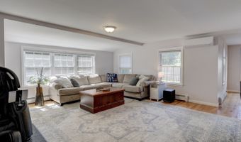 52 Whitney Rd, Columbia, CT 06237