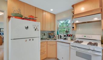 9504 MILSTEAD Dr, Bethesda, MD 20817