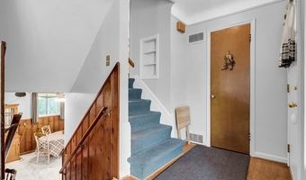 15110 Hanfor Ave, Allen Park, MI 48101