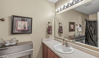 6332 Surrey Ct, Anderson, IN 46013