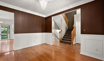 2475 Horace St, West Bloomfield, MI 48324