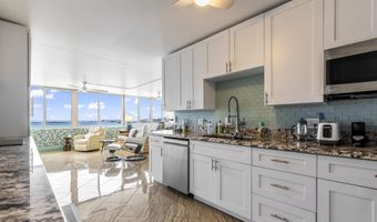 111 KAHULUI BEACH Rd A426, Kahului, HI 96732