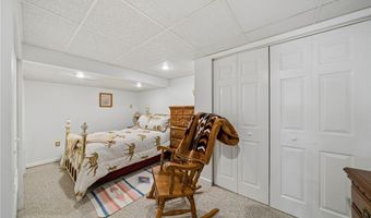 24 McCullough Hill Rd, Amity, PA 15311