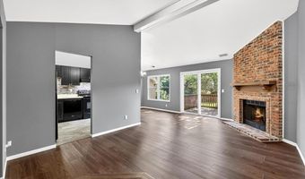 1201 Lofty Point Dr C, Ballwin, MO 63021