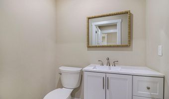 6 Maple Village Ct, Ann Arbor, MI 48103