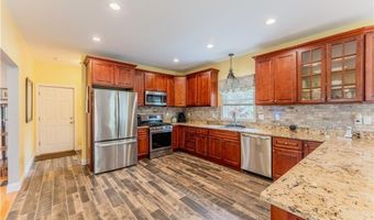 111 Middle St, North Kingstown, RI 02852