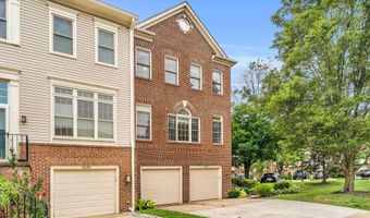 6618 FROST LAKE Ln, Alexandria, VA 22315