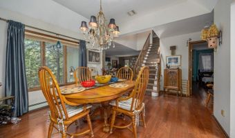 1150 Lakeside Dr, Alloway, NJ 07422