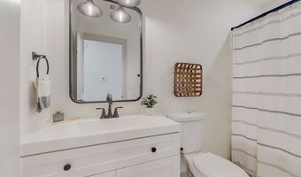 223 Sierra Dr SE C1, Albuquerque, NM 87108