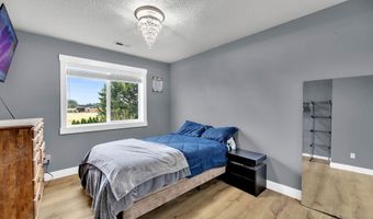 8805 NE 179TH St, Battle Ground, WA 98604