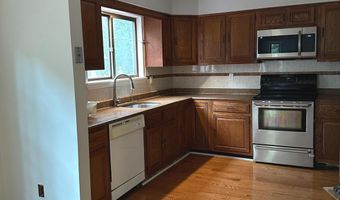 7811 WENDY RIDGE Ln, Annandale, VA 22003