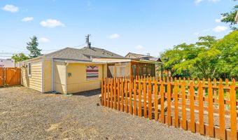 245 S 44TH St, Springfield, OR 97478