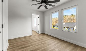 10541 E Brainerd Rd, Apison, TN 37302