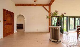 859 Whitehill Rd, Barnet, VT 05821