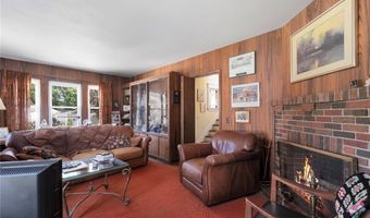 71 Philmont Ave, Cranston, RI 02910