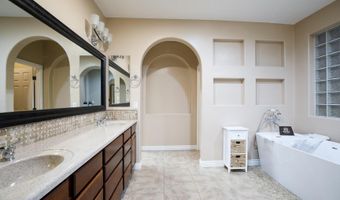 4130 S LAFAYETTE Pl, Chandler, AZ 85249