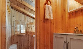 220 Way Ln, Bridport, VT 05734