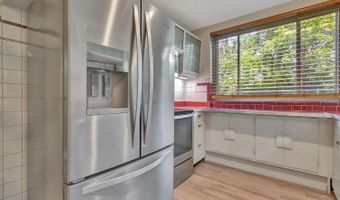 4028 Ledgewood Dr, Cincinnati, OH 45229
