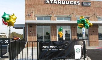 180 W 3RD St, Bayonne, NJ 07002