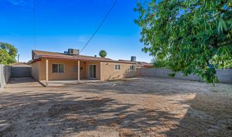 6924 W HAZELWOOD St, Phoenix, AZ 85033