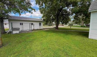 1121 3rd Ave E, Albia, IA 52531