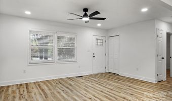 1620 Vogel Ct, Charlotte, NC 28206