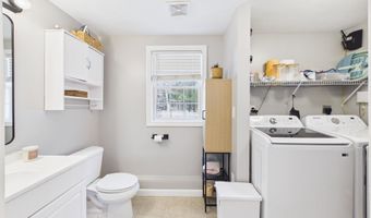 19 Deerwood Dr B, Amherst, NH 03031