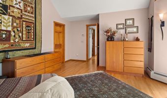 267 S Cove Rd, Burlington, VT 05401