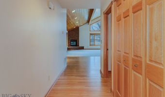 297 Big Timber Loop Rd, Big Timber, MT 59011
