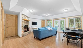 273 N Rhododendron Rd, Almond, NC 28702